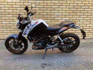 KTM DUKE 125  2013r. 4854