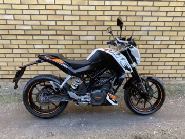 KTM DUKE 125  2013r. 4854