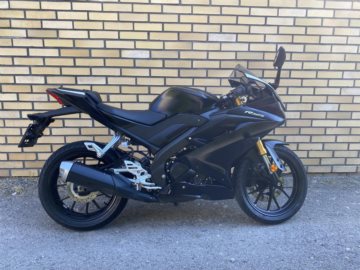 YAMAHA YZF 125 R125 003513