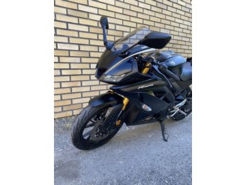 YAMAHA YZF 125 R125 003513