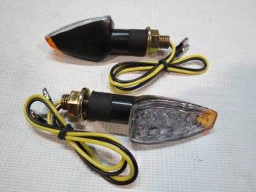 KIERUNKOWSKAZ MOTORQ LED 02 para